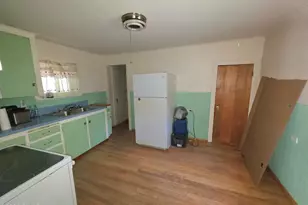215 Park St, Honesdale, PA 18431 - Photo 8