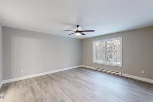 125 Franklin Dr, Hawley, PA 18428 - Photo 10