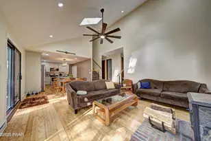 113 Acorn Ct, Lackawaxen, PA 18435 - Photo 8