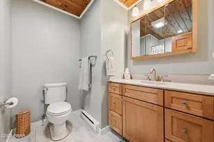 129 Briarwood Dr, Greentown, PA 18426 - Photo 32