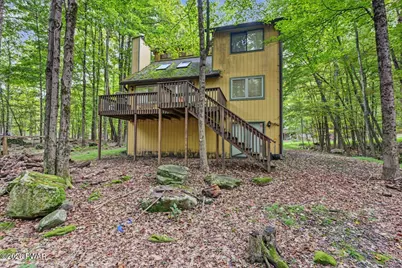 367 Chestnuthill Drive, Lake Ariel, PA 18436 - Photo 1