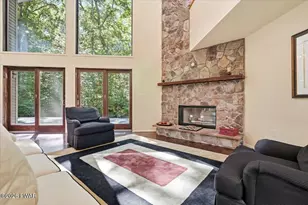 109 Cedar Ln, Lords Valley, PA 18428 - Photo 8