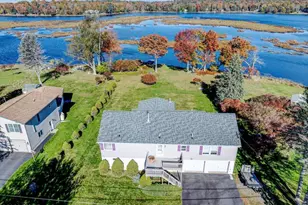 1017 K Ln, Gouldsboro, PA 18424 - Photo 2