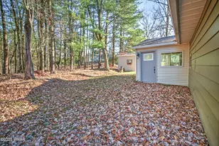 424 Sunset Forest Dr, Hawley, PA 18428 - Photo 24