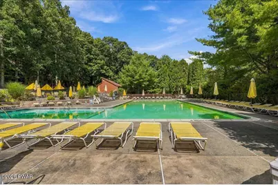 5231 Woodbridge Drive E, Bushkill, PA 18324 - Photo 60
