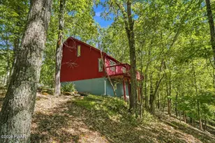 5231 Woodbridge Dr E, Bushkill, PA 18324 - Photo 38