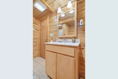 110 W Shore Drive, Hawley, PA 18428 - Photo 30
