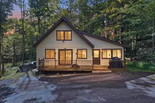 159 Parkwood Dr, Lake Ariel, PA 18436 - Photo 1