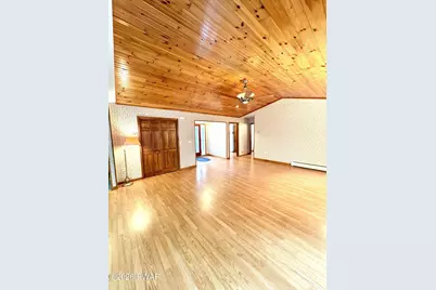 410 Martin Street, Forest City, PA 18421 - Photo 22