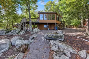 7 Pine Ln, Lake Ariel, PA 18436 - Photo 10