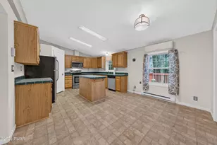 3124 Bluebird Dr, Bushkill, PA 18324 - Photo 14