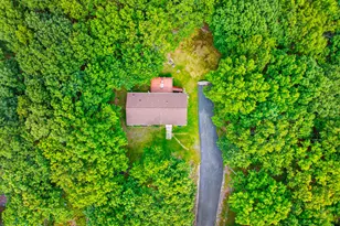 3124 Bluebird Dr, Bushkill, PA 18324 - Photo 8