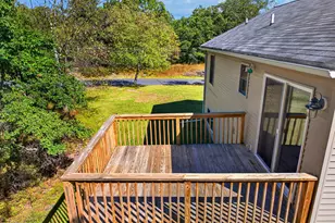 155 Mallard Ln, Bushkill, PA 18324 - Photo 4