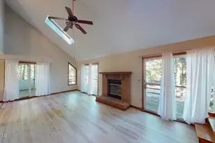 102 Corral Ln, Lords Valley, PA 18428 - Photo 30