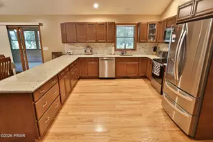 121 Gold Rush Dr, Hawley, PA 18428 - Photo 8