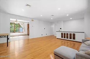 50 Woodledge Hills Dr, Hawley, PA 18428 - Photo 10
