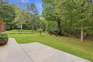 47 Fermoy Ln, Waymart, PA 18472 - Photo 66