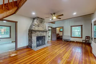 292 Rt 590, Greeley, PA 18425 - Photo 28