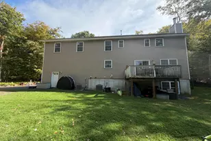 109 Arbutus Ct, Milford, PA 18337 - Photo 48