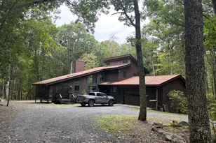 801 Mews Ct, Lords Valley, PA 18428 - Photo 1