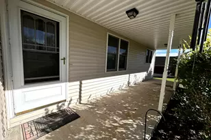 34 Edward Rd, Beach Lake, PA 18405 - Photo 4