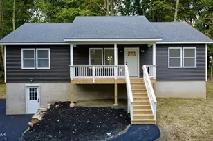 103 Water Wheel Ct, Milford, PA 18337 - Photo 2