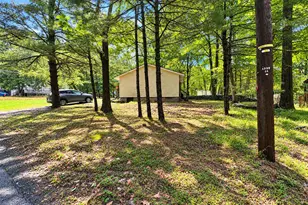 116 Beech Rd, Dingmans Ferry, PA 18328 - Photo 10