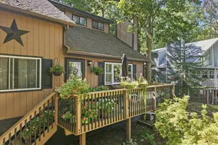 162 Mountain Lake Dr, Dingmans Ferry, PA 18328 - Photo 4