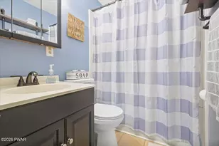 162 Mountain Lake Dr, Dingmans Ferry, PA 18328 - Photo 24