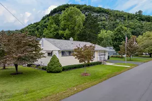501 Avenue F, Matamoras, PA 18336 - Photo 2
