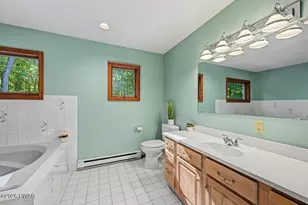 208 Mountain View Dr, Lords Valley, PA 18428 - Photo 54