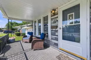 425 Dewey St, Dickson City, PA 18519 - Photo 22