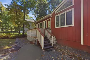114 Stallion Dr, Lords Valley, PA 18428 - Photo 34