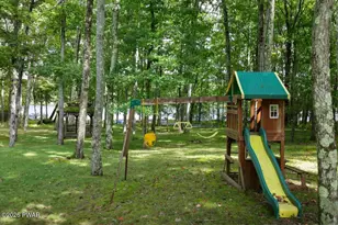 1076 Wintergreen Ct, Hawley, PA 18428 - Photo 52