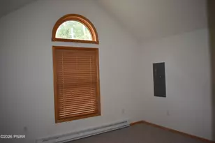 801 Oriole Ct, Lords Valley, PA 18428 - Photo 14