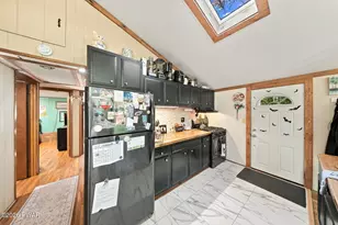 142 Hawthorne Dr, Dingmans Ferry, PA 18328 - Photo 18