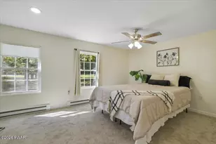 86 Windsor Rd, Hawley, PA 18428 - Photo 12