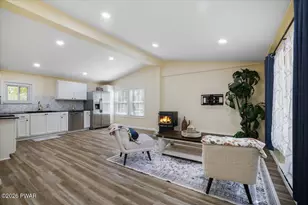 86 Windsor Rd, Hawley, PA 18428 - Photo 2