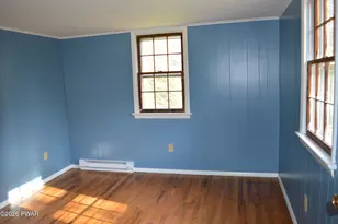 1095 West Side Dr, Newfoundland, PA 18445 - Photo 24