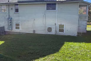 119 Davitt Rd, Honesdale, PA 18431 - Photo 2