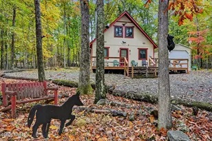 263 Upper Independence Dr, Lackawaxen, PA 18435 - Photo 1