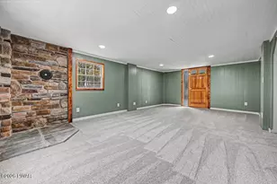 10 Pond Rd, Moscow, PA 18444 - Photo 10