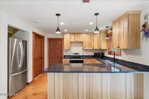 225 Raymondskill Rd, Milford, PA 18337 - Photo 36