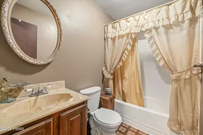 106 Hawk Court, Bushkill, PA 18324 - Photo 36