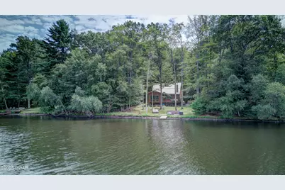 102 Lake Run, Greentown, PA 18426 - Photo 1