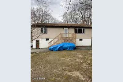 2221 Eagle Path, Bushkill, PA 18324 - Photo 1