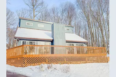 543 Lakeview Dr. E, Lake Ariel, PA 18436 - Photo 1