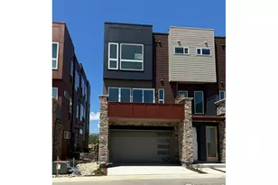 733 Kubat Ln, Longmont, CO 80503 - Photo 2