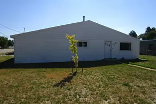 492 8th St, Burlington, CO 80807 - Photo 2