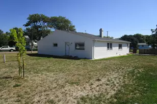 492 8th St, Burlington, CO 80807 - Photo 1